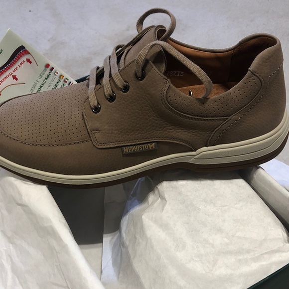 Mephisto Men's Brown Oxfords - Picture 1 of 6
